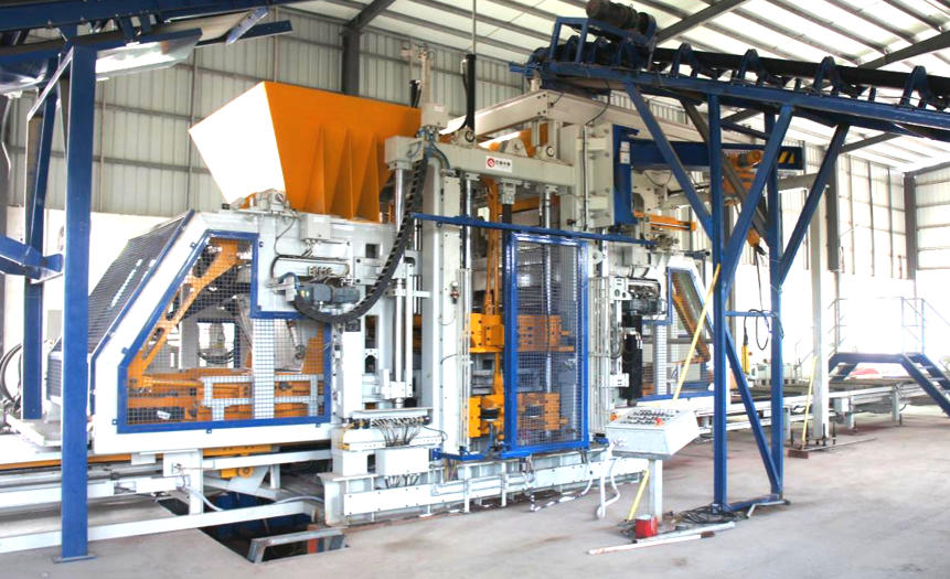 Magni tal-Briks Quangong Jagħmlu l-Marka tagħhom fin-Nofsinhar taċ-Ċina—Briks tal-Pavimentar u Briks Forma ta' Djamanti Immaniġġjati minn Magna Waħda